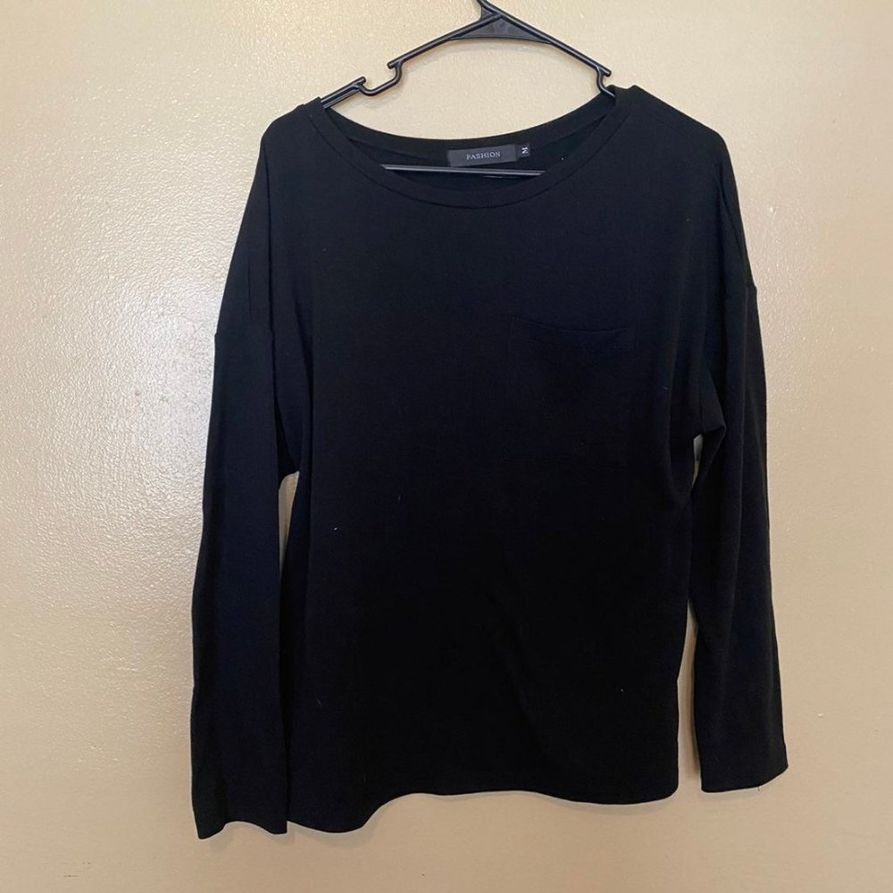 Black Oversized Long Sleeve Pocket Tee Size Medium